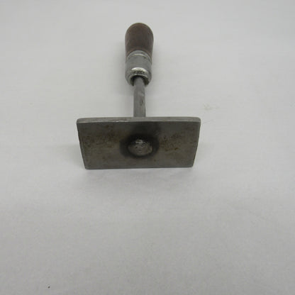 Used Fur Handling Supplies