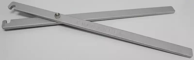 Cold Creek Body Trap Set Tool - 14 Inch Aluminum Body Grip Setting Tongs